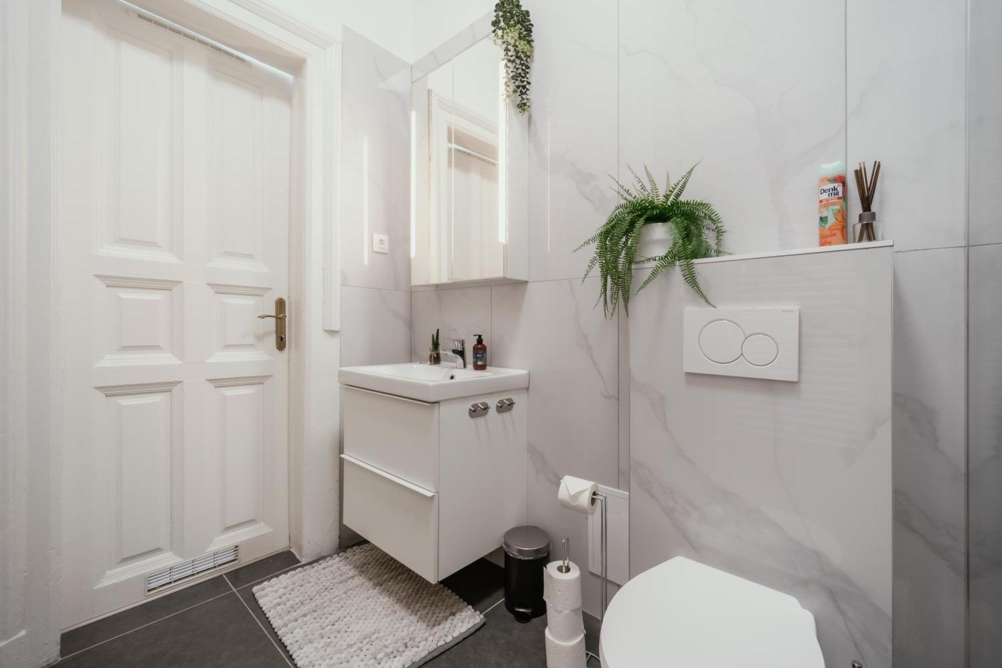Modelia Apartment At Gellert Square Budapest Eksteriør bilde